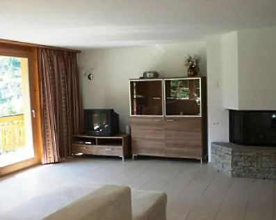 Cortina Apartment